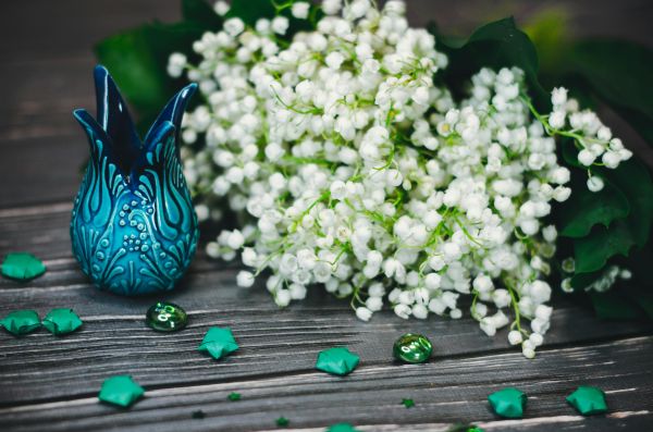 Commande rapide de muguet fait main avec livraison en 4h